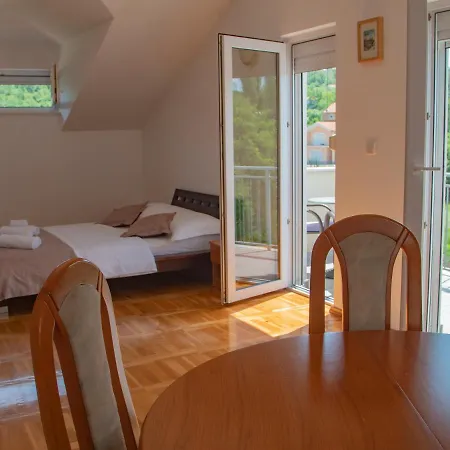 Holiday home Deluxe Golubica W/ Swimming Pool *