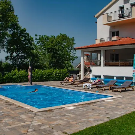 Deluxe Golubica W/ Swimming Pool Holiday home Kosute